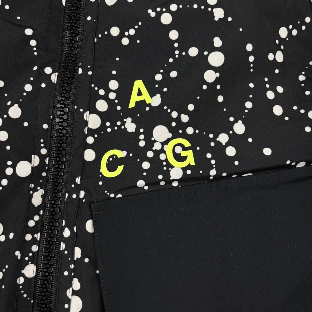 Nike ACG Men Black White Galactic Dot Insulated Parka Jacket Medium CV0638-010 - Picture 4 of 9